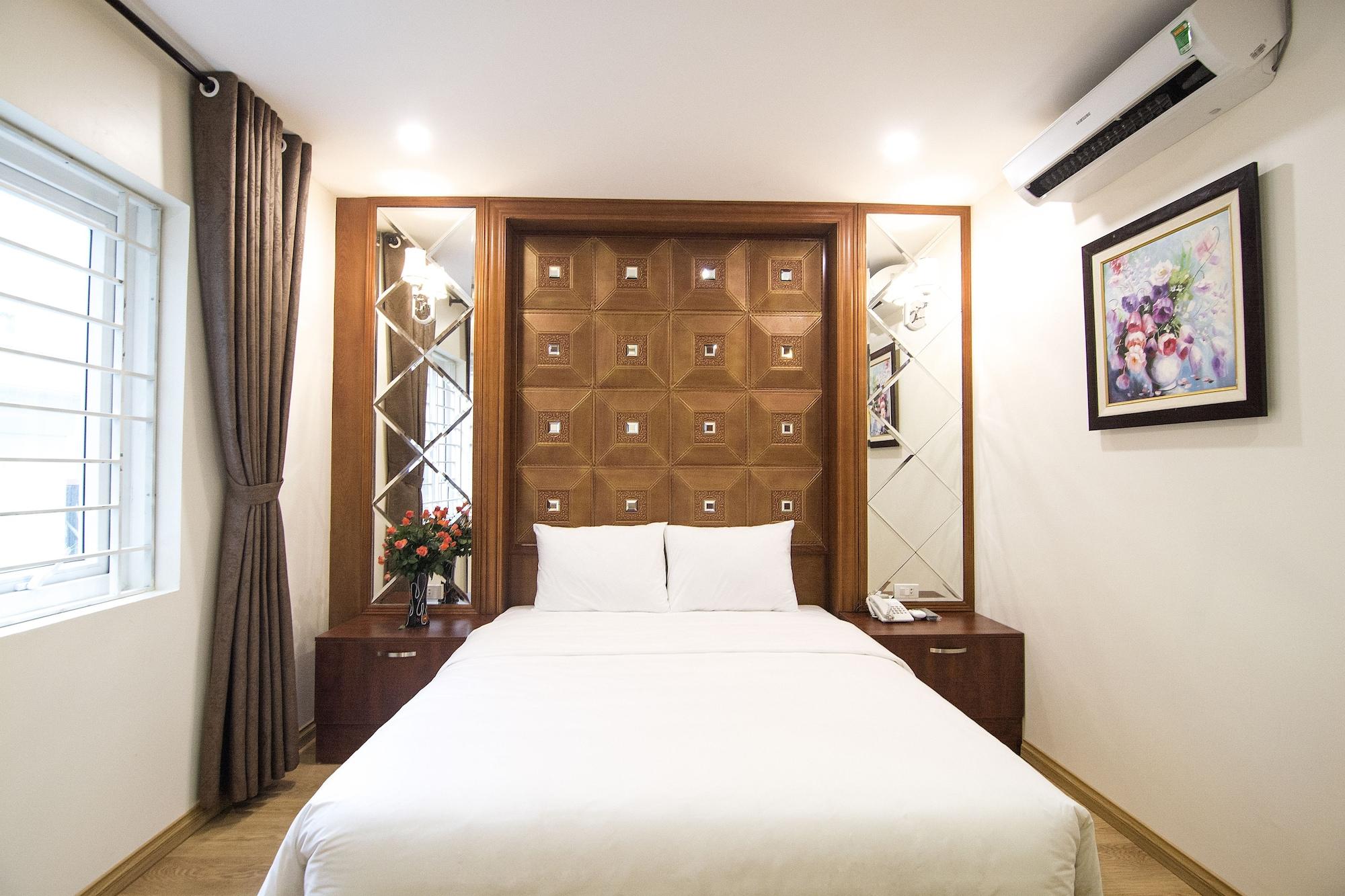 Canary Hotel & Apartment — Photos 1