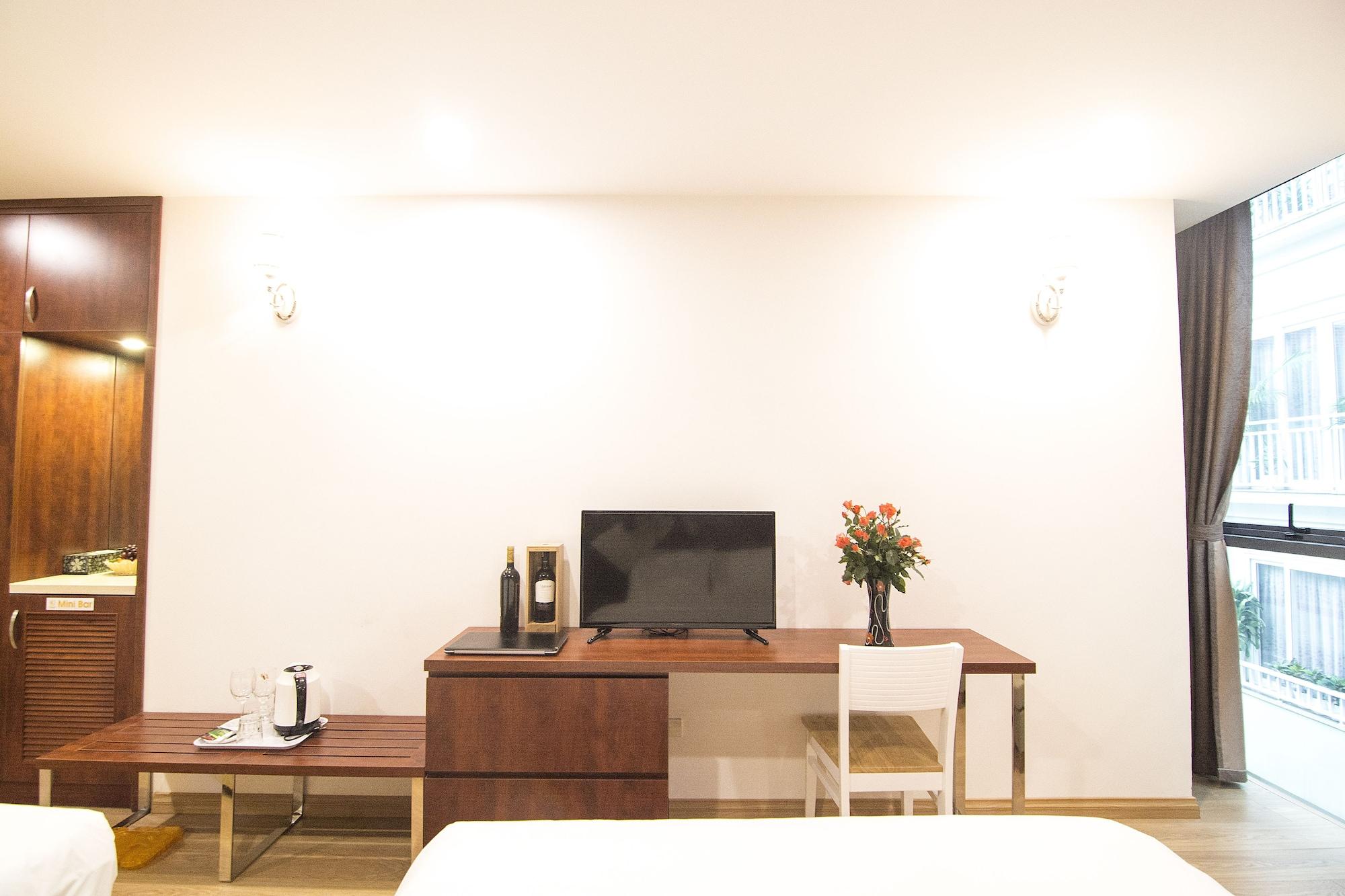 Canary Hotel & Apartment — Photos 2
